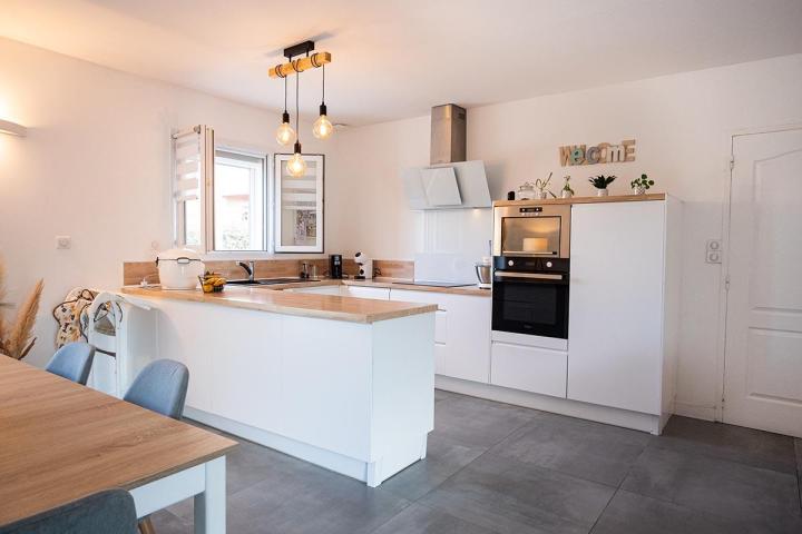 Nous garantissons la réussite de vos travaux de rénovations intérieures et extérieures.